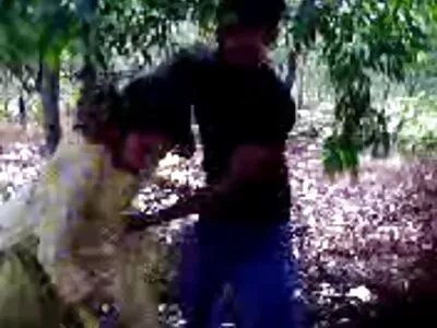 Üniversite terk genç meraklı üvey kardeş tarafından şantaj amatör amcıklar