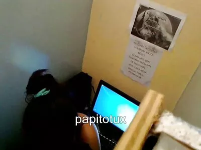 Tıraşlı şakaklı türk amatör grup porno ve burnu piercingli kaltak doggystyle'dan hoşlanıyor