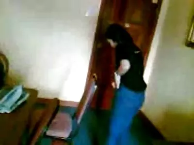 Onun amını amatör porno türkçe beceriyor olsa da, adam kıçının tadını seviyor
