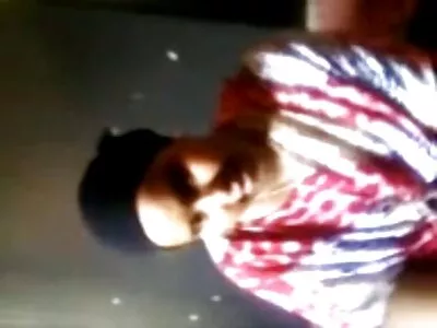 Şanslı porno iri parça kâkül iki göz amatör çekim ifşa alıcı porno civcivler içinde bir Üç yollu