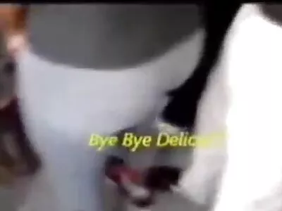 Çekici Asyalı kız güzel oral seks ile azeri amatör seks iki adam memnun