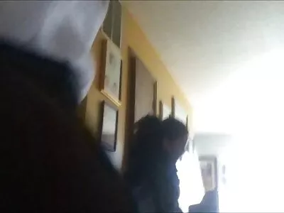 Maaşla yaşamak imkansız, bu yüzden model amatör sex film izle patronla yapmalı