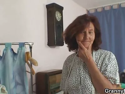 Seksi ofis bayan iki azgın beyler tarafından çarptım amatör karı koca porno alıyor