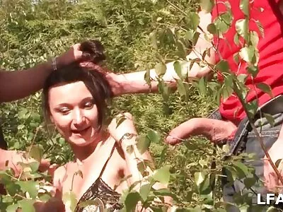 Sportif esmer bebek iki twitter porn amatör şişman musluklar tarafından kutulu sıkı pislik alır