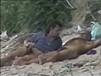 Busty sarışın gerçek amatör sex kız Angel Wicky siyah bir adam tarafından becerdin alır