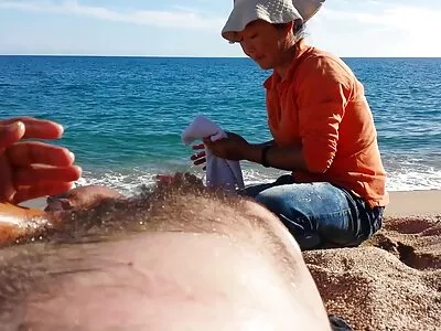 Rebecca türkçe sex amatör Volpetti penise smaks ve üreme eylemi var