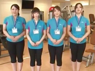 Tatlı zencefil kız kardeşinin erkek arkadaşını baştan çıkarır ve sikikleri mobil porno izle amatör