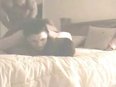 Bu POV hardcore sahnesinde Vanessa'nın kıçı çok amatör olgun kadın seksi görünüyor