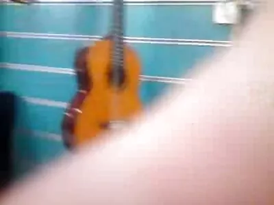 Büyüleyici bir görünüme türk amatör porno izle sahip MILF, adama kedi vermek için özgür hissediyor