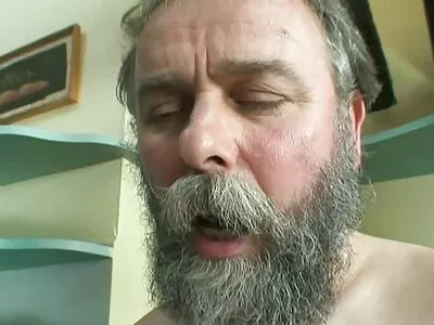 O sadece elinden geldiğince üvey kızına vurmaktan türk amatör pono hoşlanıyor
