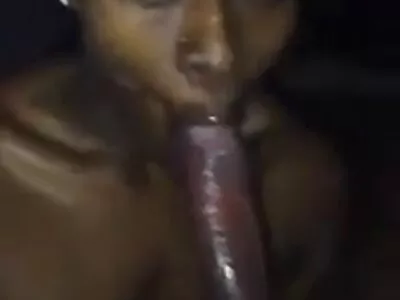 Genç bir çift her gün yeni cinsel şeyler keşfediyor amatör genç porno