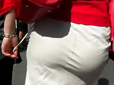 Genç adam mutfakta busty sarışın MILF amatör türk sex filmi kedi matkaplar