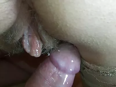 Keyifli MILF, bahşedilmiş türk gay amatör Çıtçıtlara sıcak oral seks vermeyi seviyor